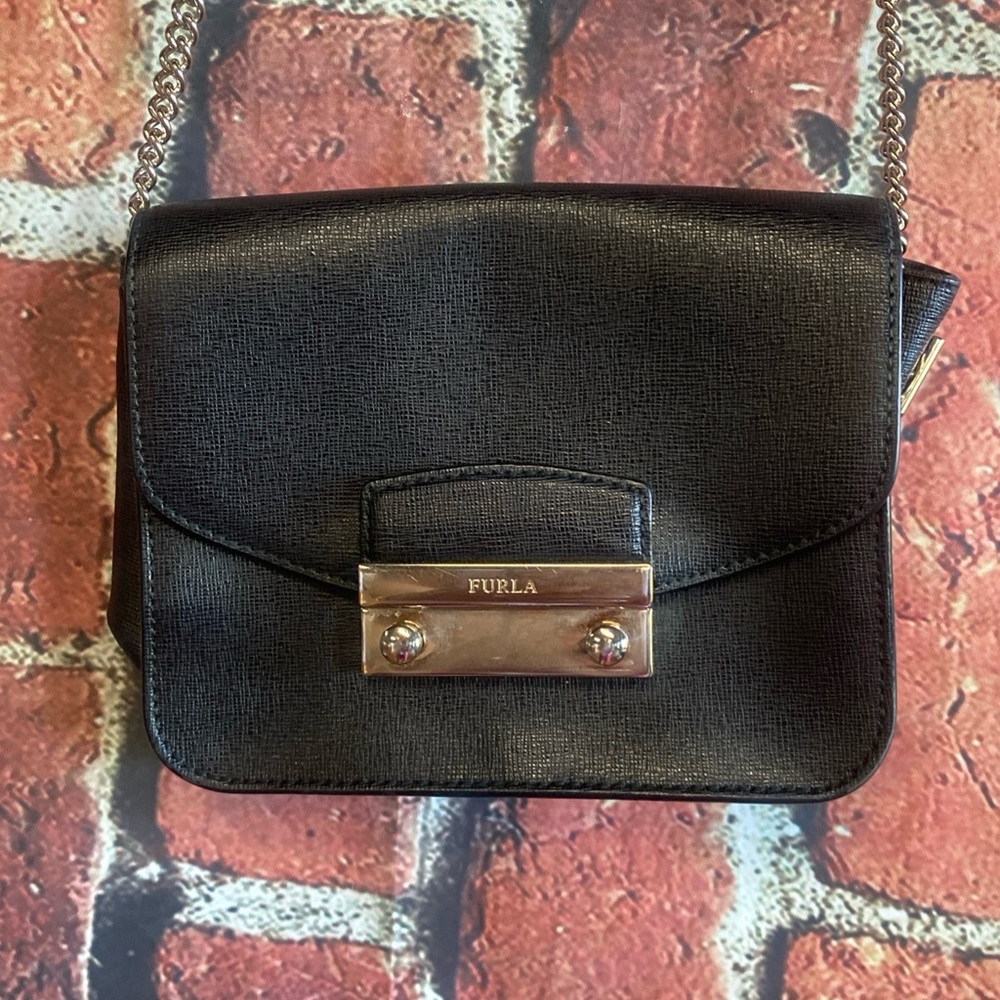 Furla Italy Mini Metropolis Leather Crossbody Bag Black Gold Chain Strap